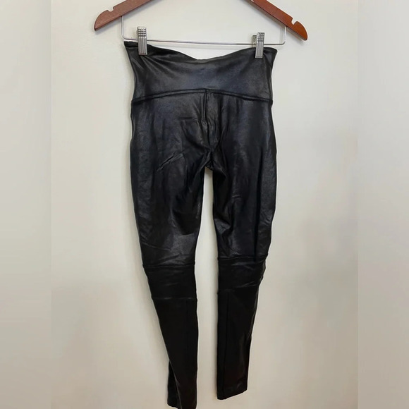 SPANX|| Moto Faux Leather Leggings,Like New size Medium - Picture 9 of 11